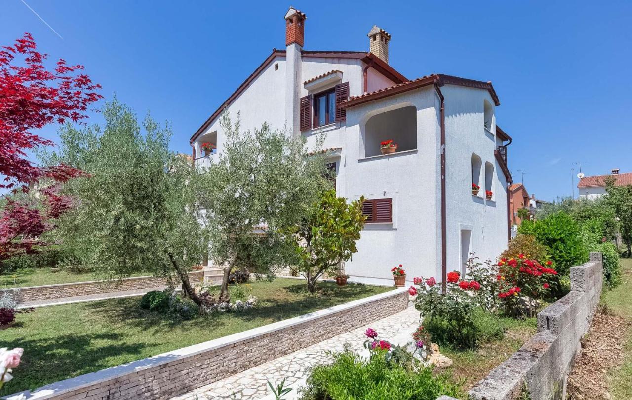 Lili Daire Poreč Dış mekan fotoğraf